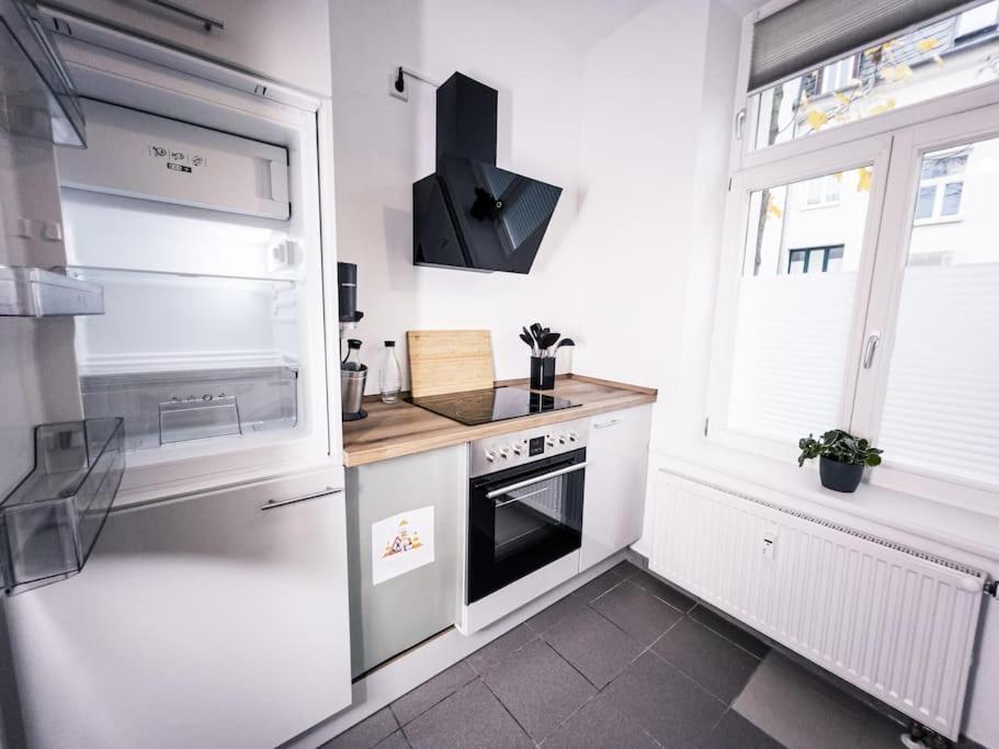 Wohlfühl-oase Mitten In Der Stadt - Garten, Grill, Netflix Und Drucker Apartment Leipzig