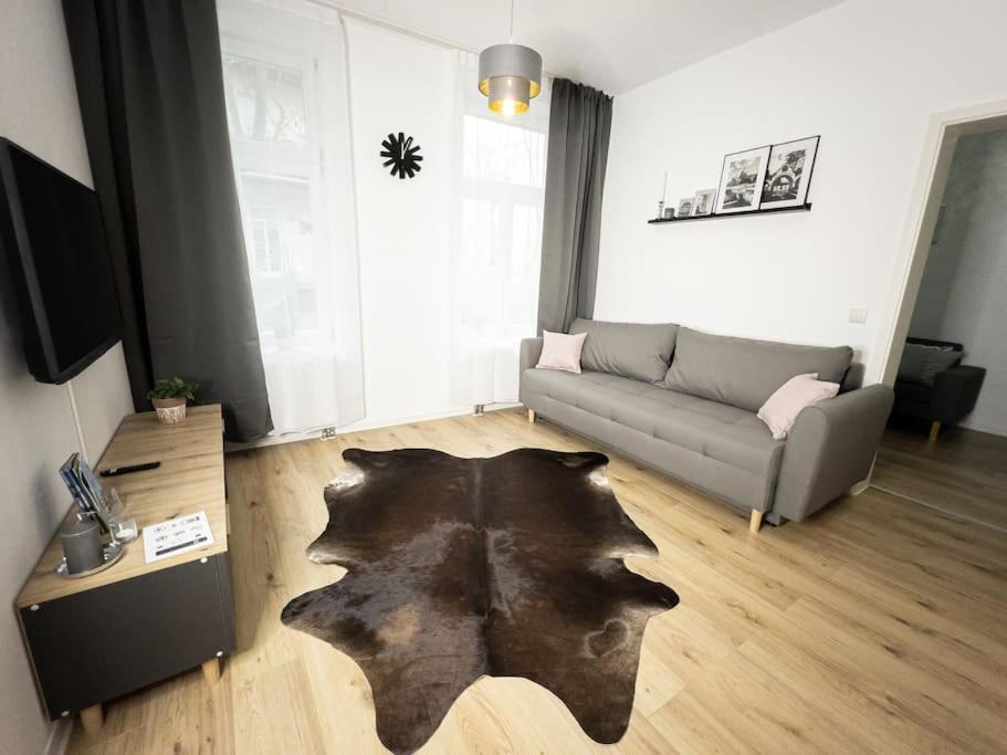 Apartment Wohlfühl-oase Mitten In Der Stadt - Garten, Grill, Netflix Und Drucker